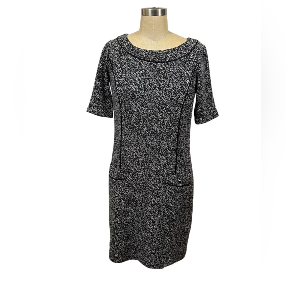 White House Black Market Black & White Textured Shift Dress